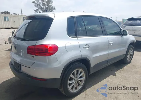2017 Volkswagen Tiguan 2.0T/2.0T S из США, поврежденный, VIN WVGAV7AX2HK043695
